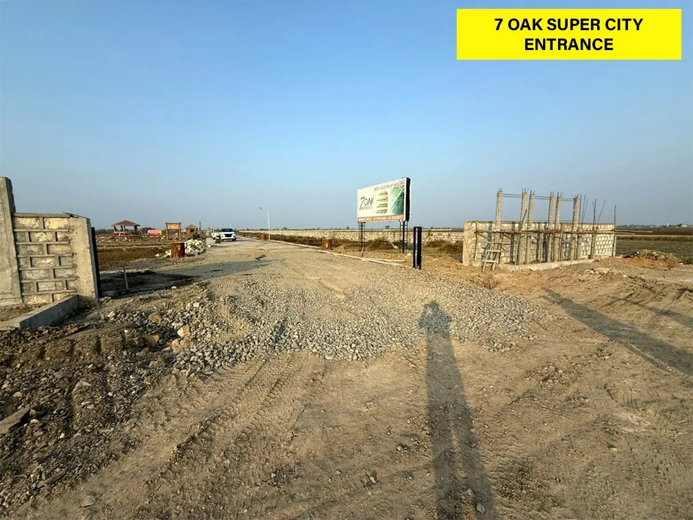 Dholera SIR residential plot site — 7 Oak Developers